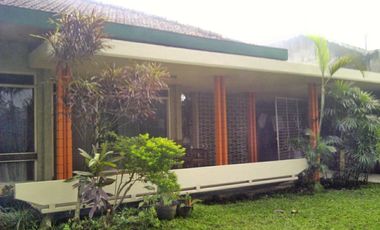 Dijual Rumah Luas di Batununggal Kota Bandung Strategis