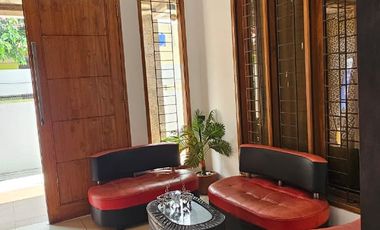 Disewakan Hunian 2 Lantai Full Furnish Nyaman dan Terawat Cocok Untuk Konveksi Lokasi Strategis di Cisaranten Kulon, Bandung
