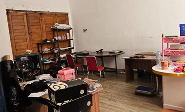 Disewakan Hunian 2 Lantai Full Furnish Nyaman dan Terawat Cocok Untuk Konveksi Lokasi Strategis di Cisaranten Kulon, Bandung