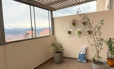 Moderno departamento amoblado en venta sector Pencas Altas – Cuenca Ec.