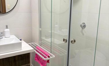 Moderno departamento amoblado en venta sector Pencas Altas – Cuenca Ec.
