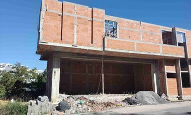 Residencia en venta 5 recámaras Sierra Alta noveno sector Monterrey Sur