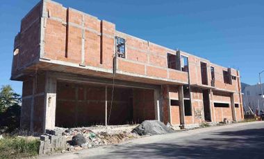 Residencia en venta 5 recámaras Sierra Alta noveno sector Monterrey Sur