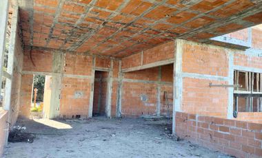 Residencia en venta 5 recámaras Sierra Alta noveno sector Monterrey Sur