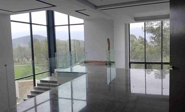 Residencia de lujo en venta 5 recámaras Sierra Alta Décimo Sector Monterrey sur