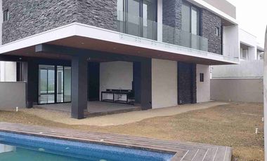 Residencia de lujo en venta 5 recámaras Sierra Alta Décimo Sector Monterrey sur