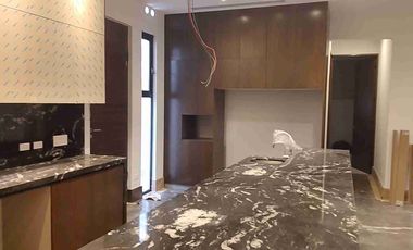 Residencia de lujo en venta 5 recámaras Sierra Alta Décimo Sector Monterrey sur