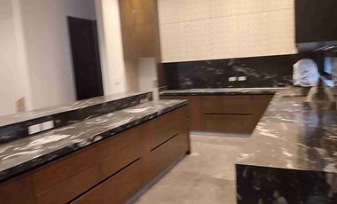 Residencia de lujo en venta 5 recámaras Sierra Alta Décimo Sector Monterrey sur