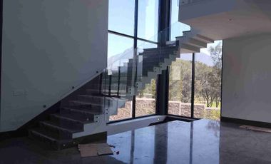 Residencia de lujo en venta 5 recámaras Sierra Alta Décimo Sector Monterrey sur
