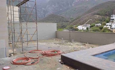 Residencia en venta de lujo 5 recámaras Sierra alta Monterrey sur