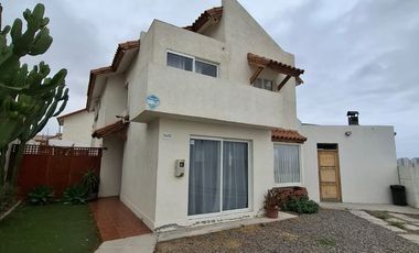 Venta Casa Rosario Peñuelas 4d 4b