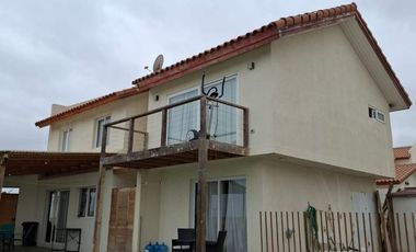 Venta Casa Rosario Peñuelas 4d 4b