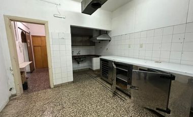 ALQUILER CASA COMERCIAL IDEAL GASTRONOMIA ZONA LOMAS DE MIRADOR