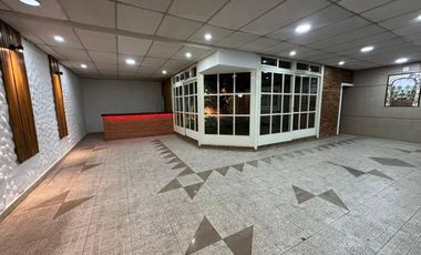 ALQUILER CASA COMERCIAL IDEAL GASTRONOMIA ZONA LOMAS DE MIRADOR