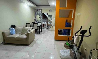 Di Sewakan Rumah 2 lantai, Full Furnished, tdk banjir di Perumahan Gading Acardia, Kelapa Gading. Jakarta