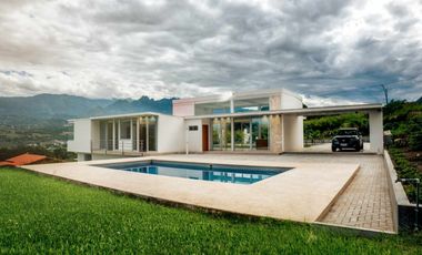 quinta de lujo en venta en Yunguilla sector puente Palacios Lotización privada