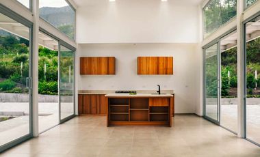 quinta de lujo en venta en Yunguilla sector puente Palacios Lotización privada