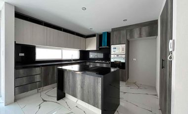 Casa en preventa Pradea Sur