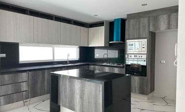 Casa en preventa Pradea Sur