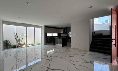 Casa en preventa Pradea Sur