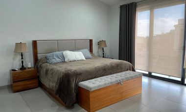 Casa amueblada en renta en Lomas del Molino II