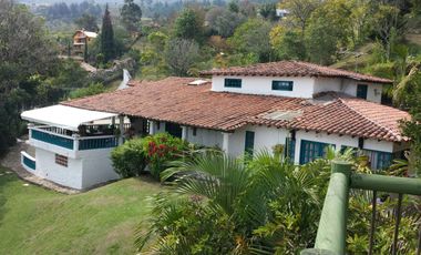 Finca de recreo en Venta VILLA ROCA Copacabana