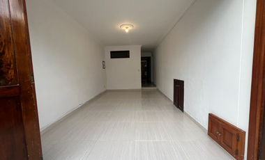 Se vende casa 2 pisos, Barrio el Albergue, Buga-valle