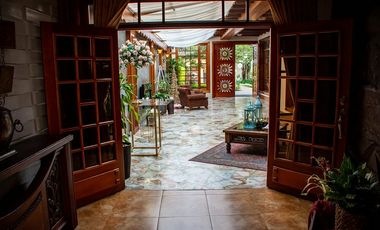 PROPIEDAD COMERCIAL DE VENTA A 100 METROS DE LA AVE REMIGIO CRESPO Y AVE SOLANO, IDEAL PARA PLAZAS COMERCIALES, CLINICAS, ETC.