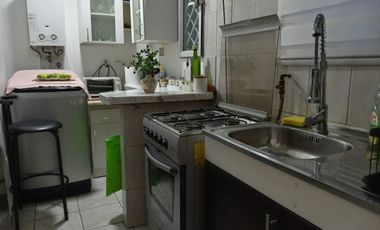 Venta amplio y soleado  departamento en Valparaiso Dpto . 2D/ 1 baño- San Roque , Valparaiso.