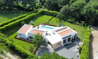 VENTA CASA CAMPESTRE SOPETRAN
