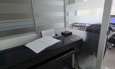 Moderna Oficina 90 m² Chacarilla en Edificio Empresarial