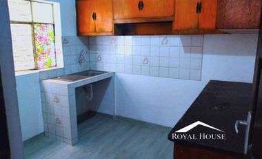 Oportunidad en Cercado de Lima – Casa 3 niveles para vivir o alquilar | US$ 85,900