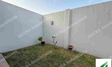 VENTA DE CASA DE 4 RECAMARAS EN HARAS DEL BOSQUE FRACCIONAMIENTO MARBORE CON AMENIDADES