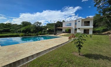 VENTA CASA CAMPESTRE SOPETRAN