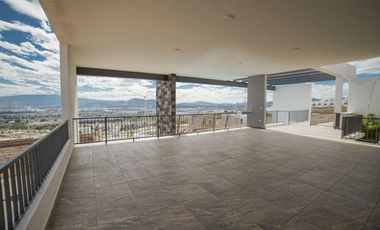 Casa en Venta en Fraccionamiento Pedregal del Bosque, Jalisco.