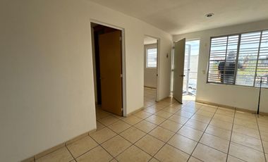Casa dúplex en Planta Alta en Fraccionamiento Hacienda Real en Tonala
