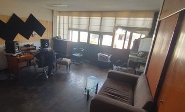 SE ALQUILA o VENDE CASA REMODELADA CERCA A HUACA PUCLLANA. MIRAFLORES