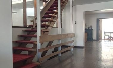 SE ALQUILA o VENDE CASA REMODELADA CERCA A HUACA PUCLLANA. MIRAFLORES
