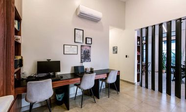 casa independiente con piscina de venta portoviejo