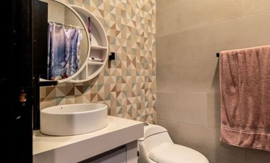 casa independiente con piscina de venta portoviejo