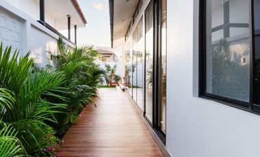 casa independiente con piscina de venta portoviejo