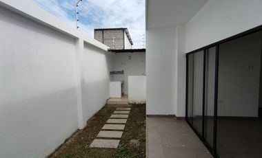 casa independiente de venta en portoviejo