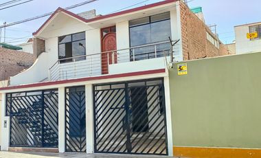 Alquiler de Dpto. Multifuncional en Urb San Isidro Ica