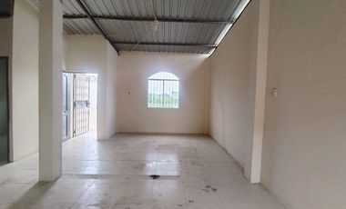 casa en urbanizacion de venta en manta zona este