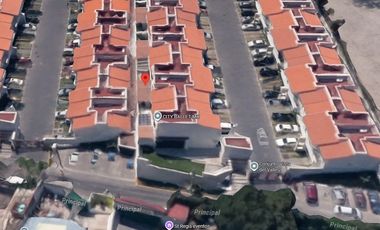 Casa en Condominio en Venta en Colonia San Juan Totoltepec, Naucalpan Edo Mex.