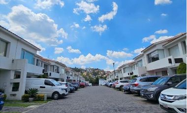 Casa en Condominio en Venta en Colonia San Juan Totoltepec, Naucalpan Edo Mex.