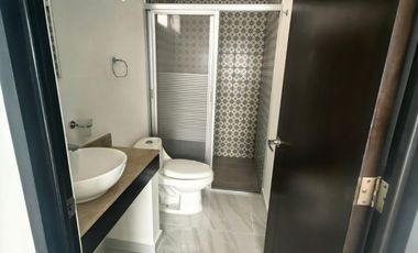 RENTO DEPARTAMENTO RECIEN REMODELADO ENFRENTE DE PLAZA AMERICAS