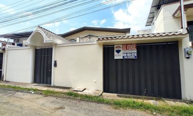 casa de venta sector los mangos portoviejo