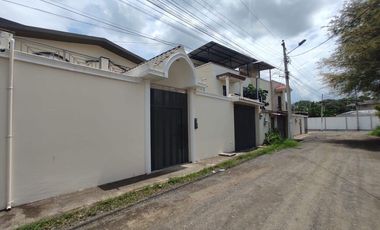 casa de venta sector los mangos portoviejo