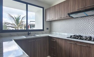 CASA NUEVA EN FRACCIONAMIENTO PRIVADO EN MIRADORES, 3 RECAMARAS, ALBERCA, PALAPA, AREA INFANTIL